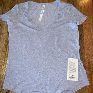 Lululemon love tee size 6 lavender